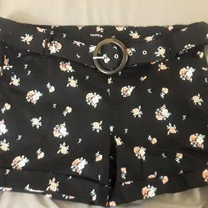 Floral mid length shorts with belt